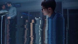 推动电动汽车电池装配和拆卸创新